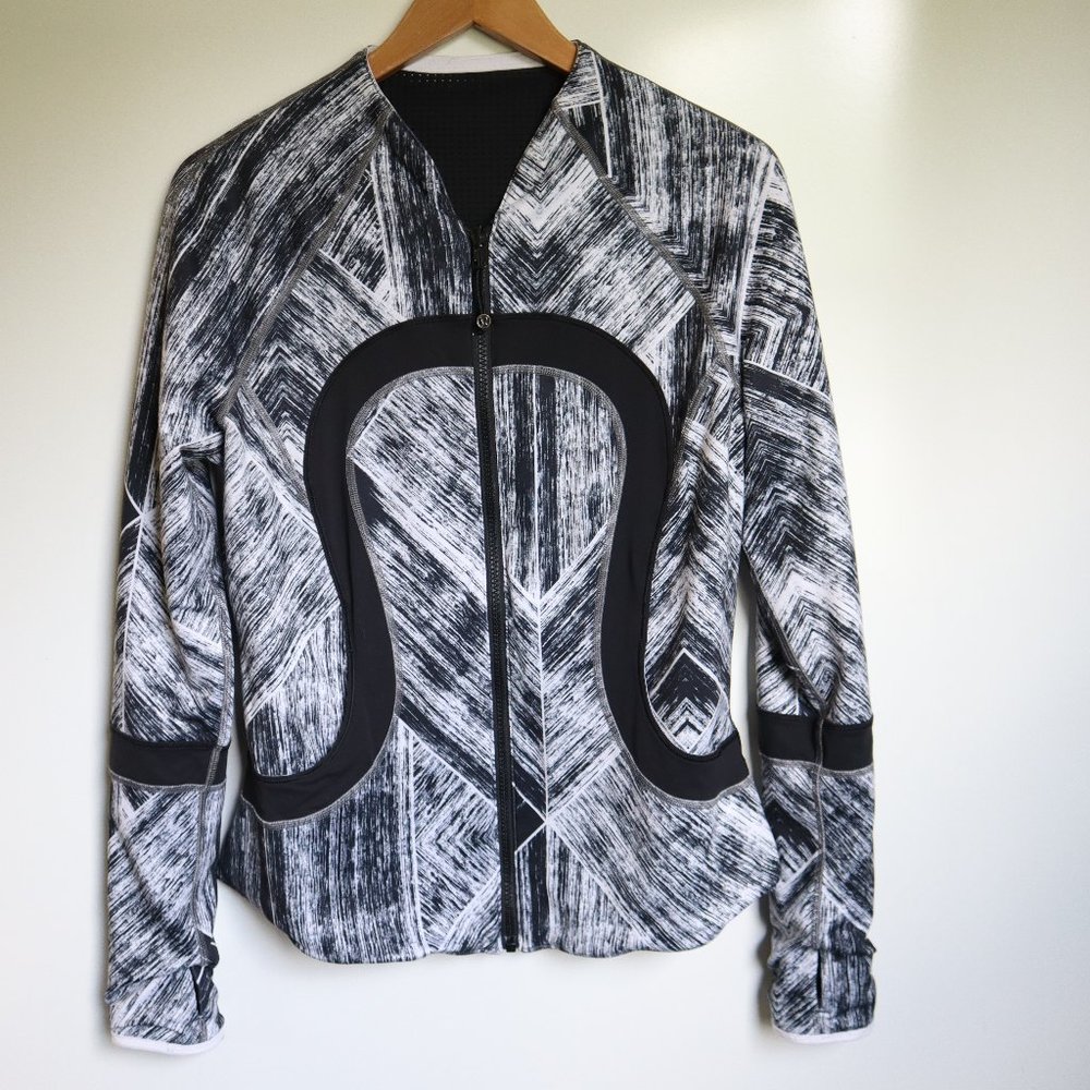 Lululemon 12 Large Reversible jacket